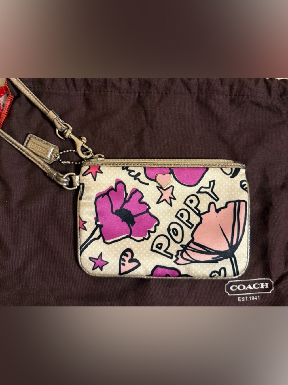 COACH POPPY WRIST WALLET